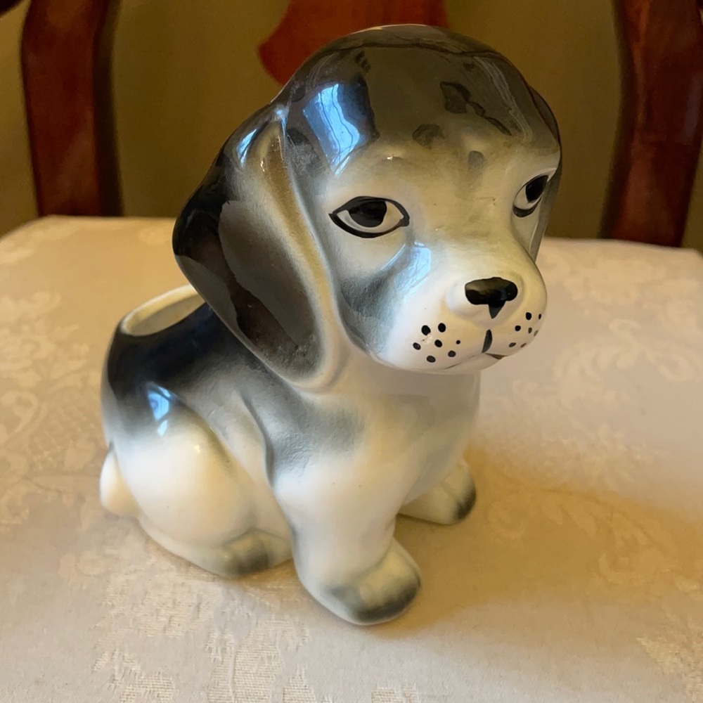 Vintage Nancy Pew Giftware/Tilso, Japan anthropomorphic antique dog planter 1986